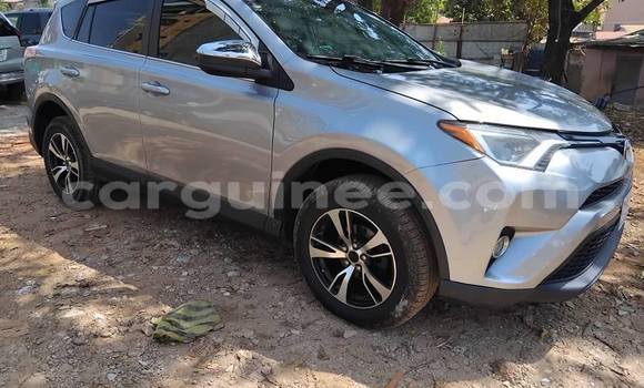 Acheter Occasion Voiture Toyota RAV4 Gris à Conakry, Conakry Acheter Occasion Voiture Toyota RAV4 Gris à Conakry, Conakry