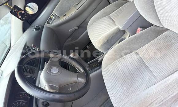 Acheter Occasion Voiture Toyota Corolla Rouge à Conakry, Conakry Acheter Occasion Voiture Toyota Corolla Rouge à Conakry, Conakry