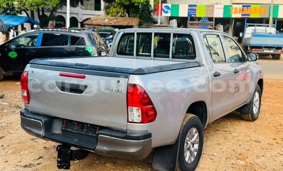 Acheter Occasion Voiture Toyota Hilux Gris à Conakry, Conakry Acheter Occasion Voiture Toyota Hilux Gris à Conakry, Conakry