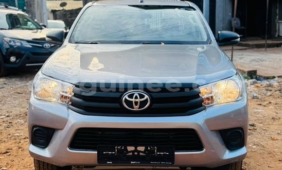 Acheter Occasion Voiture Toyota Hilux Gris à Conakry, Conakry Acheter Occasion Voiture Toyota Hilux Gris à Conakry, Conakry
