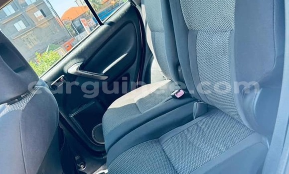 Acheter Occasion Voiture Toyota RAV4 Gris à Conakry, Conakry Acheter Occasion Voiture Toyota RAV4 Gris à Conakry, Conakry