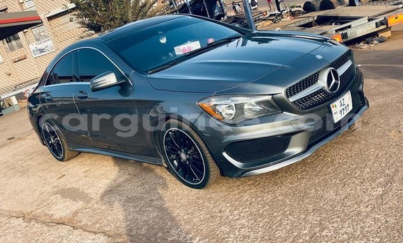 Acheter Occasion Voiture Mercedes-Benz CLA-klasse Gris à Conakry, Conakry Acheter Occasion Voiture Mercedes-Benz CLA-klasse Gris à Conakry, Conakry