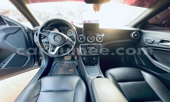 Acheter Occasion Voiture Mercedes-Benz CLA-klasse Gris à Conakry, Conakry Acheter Occasion Voiture Mercedes-Benz CLA-klasse Gris à Conakry, Conakry