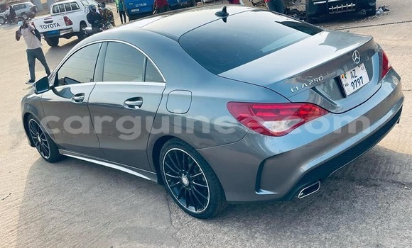 Acheter Occasion Voiture Mercedes-Benz CLA-klasse Gris à Conakry, Conakry Acheter Occasion Voiture Mercedes-Benz CLA-klasse Gris à Conakry, Conakry