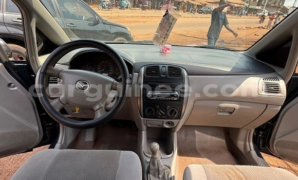 Acheter Occasion Voiture Mazda Premacy Noir à Conakry, Conakry Acheter Occasion Voiture Mazda Premacy Noir à Conakry, Conakry