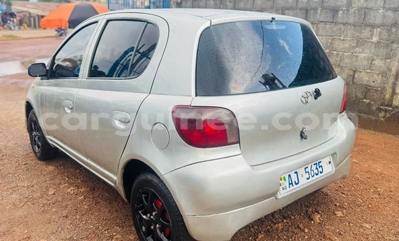 Acheter Occasion Voiture Toyota Yaris Gris à Conakry, Conakry Acheter Occasion Voiture Toyota Yaris Gris à Conakry, Conakry