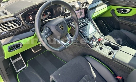 Acheter Occasion Voiture Lamborghini Urus Vert à Dabola, Dabola Acheter Occasion Voiture Lamborghini Urus Vert à Dabola, Dabola
