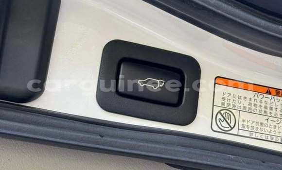 Acheter Occasion Voiture Lexus LX 570 Blanc à Conakry, Conakry Acheter Occasion Voiture Lexus LX 570 Blanc à Conakry, Conakry