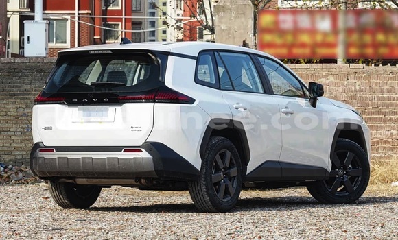 Acheter Neuf Voiture Toyota RAV4 Noir à Beyla, Beyla Acheter Neuf Voiture Toyota RAV4 Noir à Beyla, Beyla