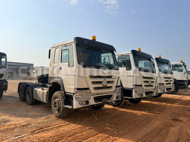 Big with watermark abarth 124 spider conakry conakry 10673