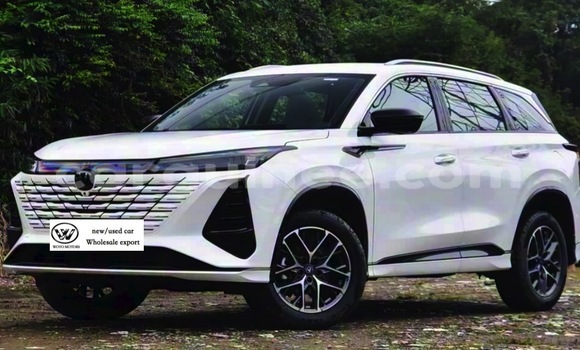 Acheter Occasion Voiture Changan CS75 Blanc à Coyah, Coyah Acheter Occasion Voiture Changan CS75 Blanc à Coyah, Coyah