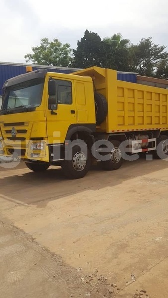 Big with watermark abarth 124 spider conakry conakry 10686