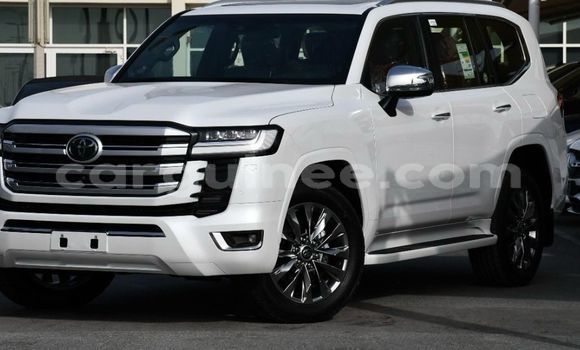 Acheter Neuf Voiture Toyota Land Cruiser Blanc à Conakry, Conakry Acheter Neuf Voiture Toyota Land Cruiser Blanc à Conakry, Conakry
