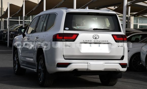 Acheter Neuf Voiture Toyota Land Cruiser Blanc à Conakry, Conakry Acheter Neuf Voiture Toyota Land Cruiser Blanc à Conakry, Conakry
