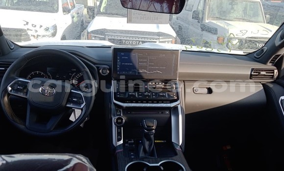 Acheter Neuf Voiture Toyota Land Cruiser Noir à Conakry, Conakry Acheter Neuf Voiture Toyota Land Cruiser Noir à Conakry, Conakry