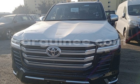 Acheter Neuf Voiture Toyota Land Cruiser Noir à Conakry, Conakry Acheter Neuf Voiture Toyota Land Cruiser Noir à Conakry, Conakry