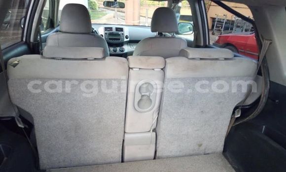 Buy Used Toyota RAV4 Silver Car in Conakry in Conakry Buy Used Toyota RAV4 Silver Car in Conakry in Conakry