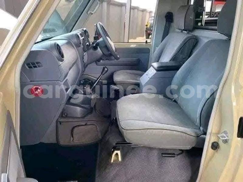 Big with watermark toyota land cruiser coyah coyah 10692