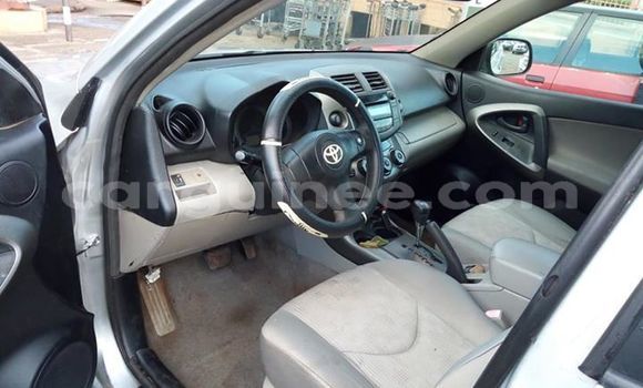 Buy Used Toyota RAV4 Silver Car in Conakry in Conakry Buy Used Toyota RAV4 Silver Car in Conakry in Conakry