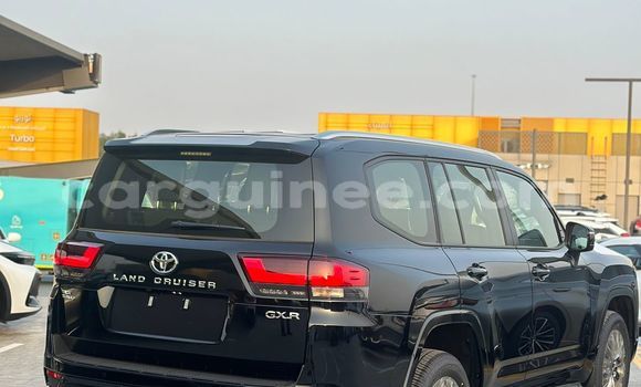 Acheter Occasion Voiture Toyota Land Cruiser Noir à Import - Dubai, Conakry Acheter Occasion Voiture Toyota Land Cruiser Noir à Import - Dubai, Conakry