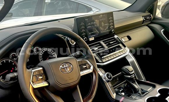 Acheter Occasion Voiture Toyota Land Cruiser Noir à Import - Dubai, Conakry Acheter Occasion Voiture Toyota Land Cruiser Noir à Import - Dubai, Conakry