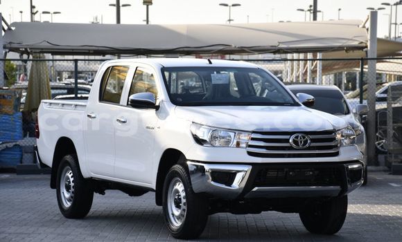 Acheter Occasion Voiture Toyota Hilux Noir à Import - Dubai, Conakry