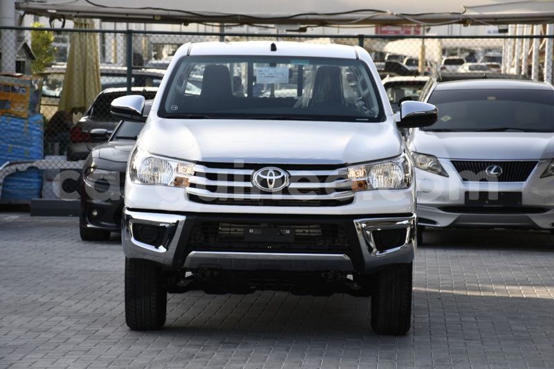 Big with watermark toyota hilux conakry import dubai 10694