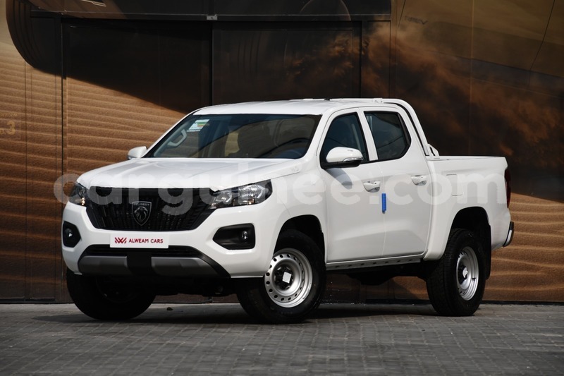 Big with watermark peugeot traveller conakry conakry 10695