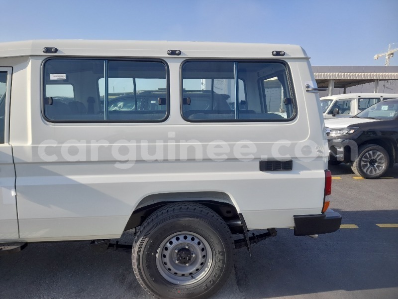 Big with watermark toyota land cruiser conakry conakry 10697