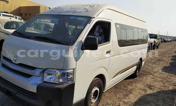 Acheter Occasion Voiture Toyota Hiace Blanc à Conakry, Conakry