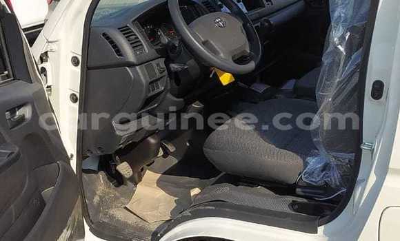 Acheter Occasion Voiture Toyota Hiace Blanc à Conakry, Conakry Acheter Occasion Voiture Toyota Hiace Blanc à Conakry, Conakry