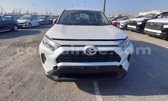 Acheter Occasion Voiture Toyota RAV4 Blanc à Conakry, Conakry