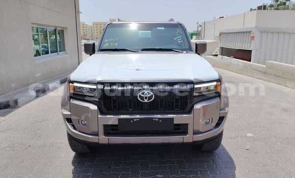 Acheter Neuf Voiture Toyota Land Cruiser Prado Noir à Conakry, Conakry Acheter Neuf Voiture Toyota Land Cruiser Prado Noir à Conakry, Conakry