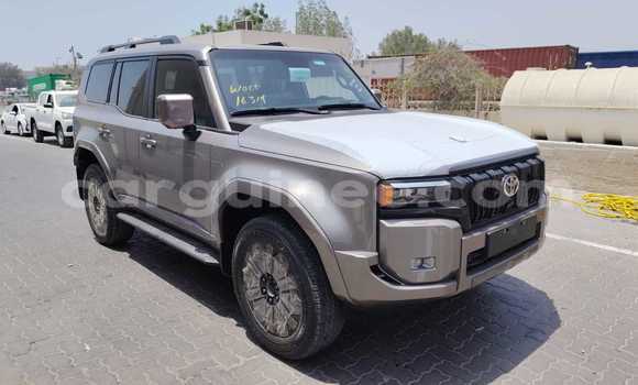 Acheter Neuf Voiture Toyota Land Cruiser Prado Noir à Conakry, Conakry Acheter Neuf Voiture Toyota Land Cruiser Prado Noir à Conakry, Conakry