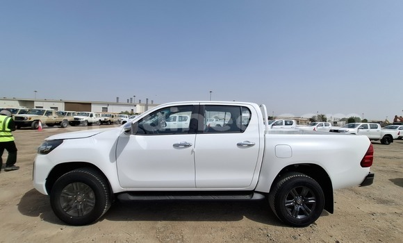 Acheter Neuf Voiture Toyota Hilux Blanc à Conakry, Conakry Acheter Neuf Voiture Toyota Hilux Blanc à Conakry, Conakry