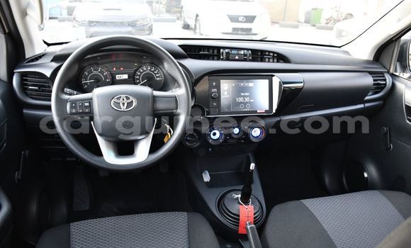Acheter Neuf Voiture Toyota Hilux Blanc à Conakry, Conakry Acheter Neuf Voiture Toyota Hilux Blanc à Conakry, Conakry