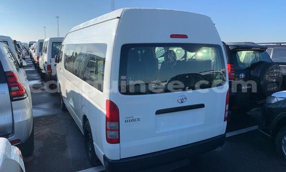 Acheter Neuf Voiture Toyota Hiace Blanc à Conakry, Conakry Acheter Neuf Voiture Toyota Hiace Blanc à Conakry, Conakry
