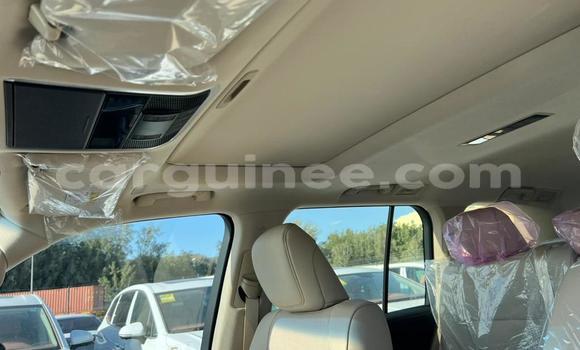 Acheter Neuf Voiture Toyota Land Cruiser Blanc à Conakry, Conakry Acheter Neuf Voiture Toyota Land Cruiser Blanc à Conakry, Conakry