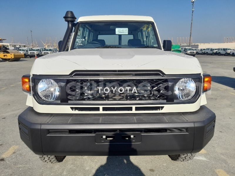 Big with watermark toyota land cruiser conakry conakry 10710