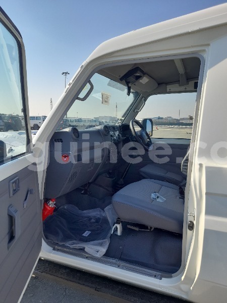 Big with watermark toyota land cruiser conakry conakry 10710