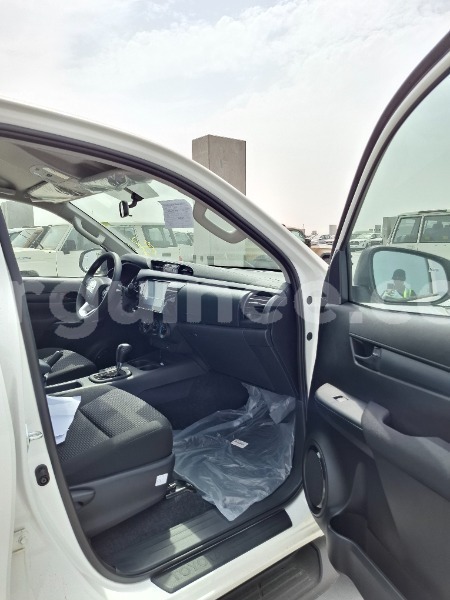 Big with watermark toyota hilux conakry conakry 10713