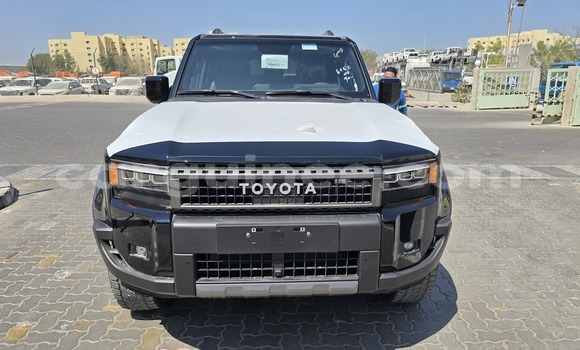 Acheter Neuf Voiture Toyota Prado Noir à Conakry, Conakry Acheter Neuf Voiture Toyota Prado Noir à Conakry, Conakry