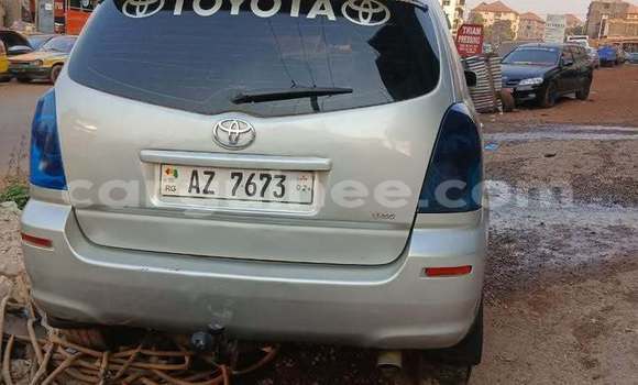 Acheter Occasion Voiture Toyota Verso Gris à Conakry, Conakry Acheter Occasion Voiture Toyota Verso Gris à Conakry, Conakry