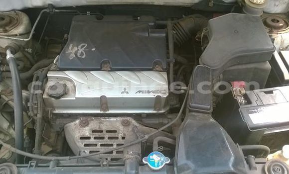 Buy Used Mitsubishi Outlander White Car in Conakry in Conakry Buy Used Mitsubishi Outlander White Car in Conakry in Conakry