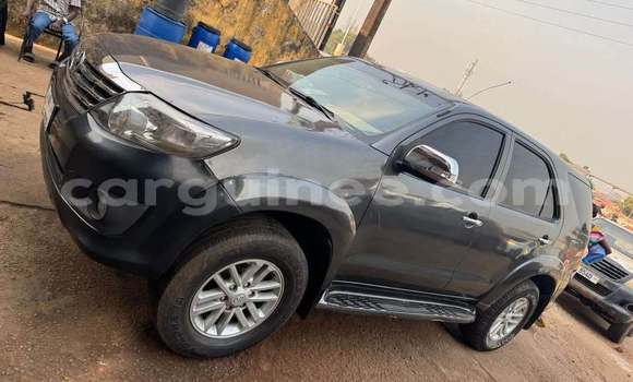 Acheter Occasion Voiture Toyota Fortuner Gris à Conakry, Conakry Acheter Occasion Voiture Toyota Fortuner Gris à Conakry, Conakry