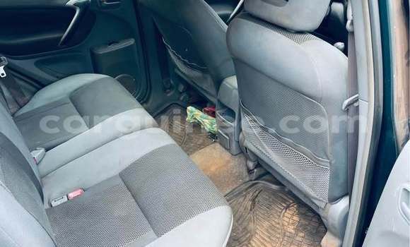 Acheter Occasion Voiture Toyota RAV4 Vert à Conakry, Conakry Acheter Occasion Voiture Toyota RAV4 Vert à Conakry, Conakry