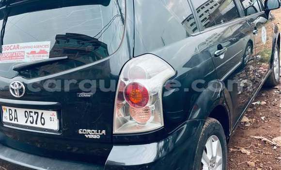 Acheter Occasion Voiture Toyota Verso Noir à Conakry, Conakry Acheter Occasion Voiture Toyota Verso Noir à Conakry, Conakry