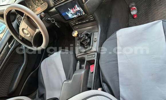 Acheter Occasion Voiture BMW 3–Series Gris à Conakry, Conakry Acheter Occasion Voiture BMW 3–Series Gris à Conakry, Conakry