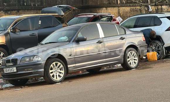 Acheter Occasion Voiture BMW 3–Series Gris à Conakry, Conakry Acheter Occasion Voiture BMW 3–Series Gris à Conakry, Conakry