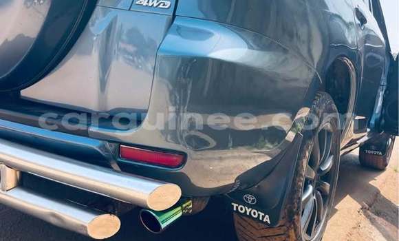 Acheter Occasion Voiture Toyota RAV4 Bleu à Conakry, Conakry Acheter Occasion Voiture Toyota RAV4 Bleu à Conakry, Conakry